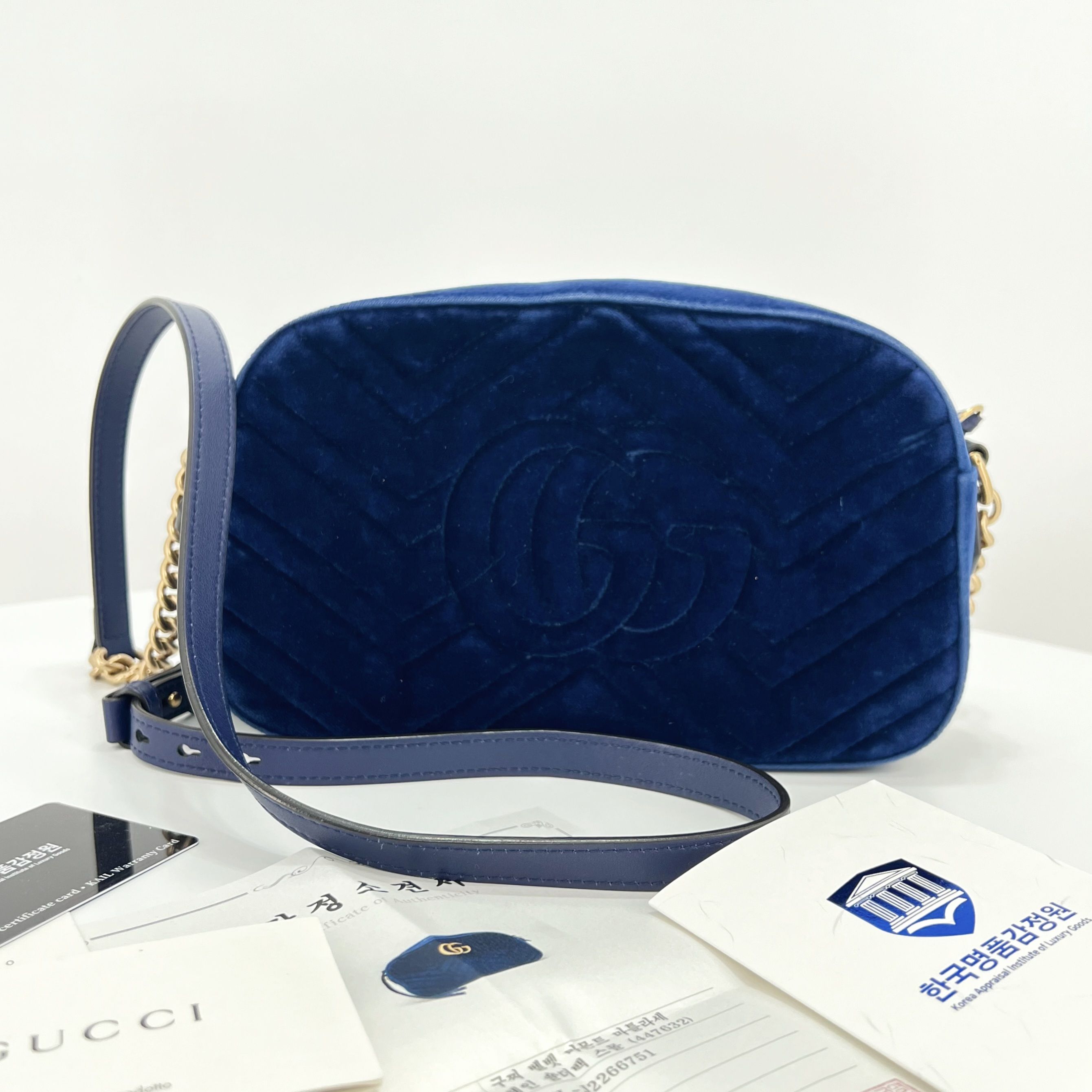 Gucci Velvet Small Crossbody Bag (447632) | eBay Gucci Velvet Small Crossbody Bag (447632) | eBay