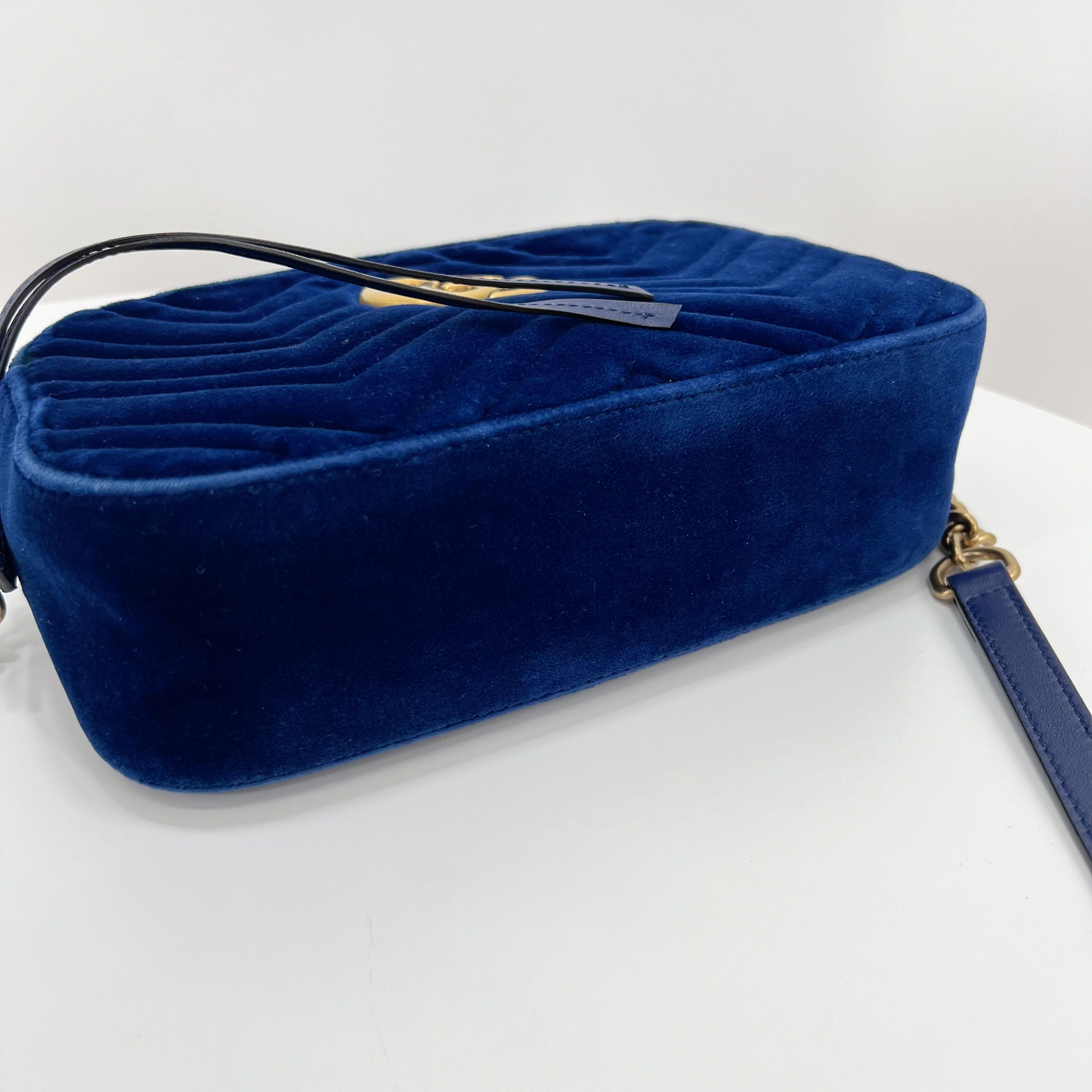 Gucci Velvet Small Crossbody Bag (447632) | eBay Gucci Velvet Small Crossbody Bag (447632) | eBay