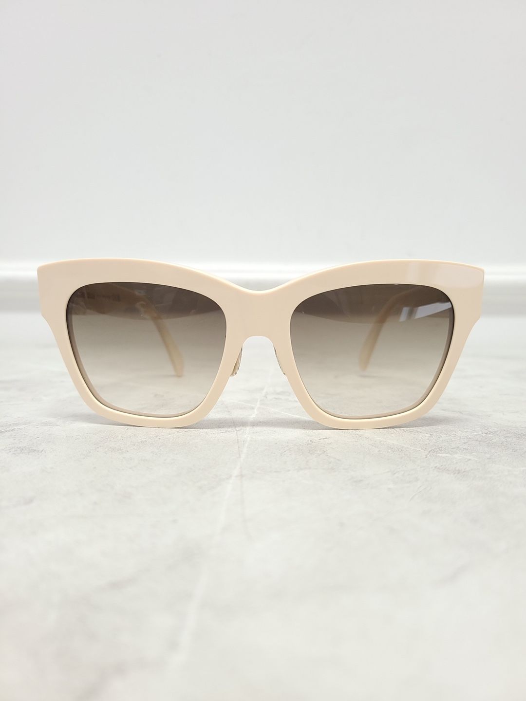TRIOMPHE 09 SUNGLASSES IN ACETATE - IVORY | CELINE