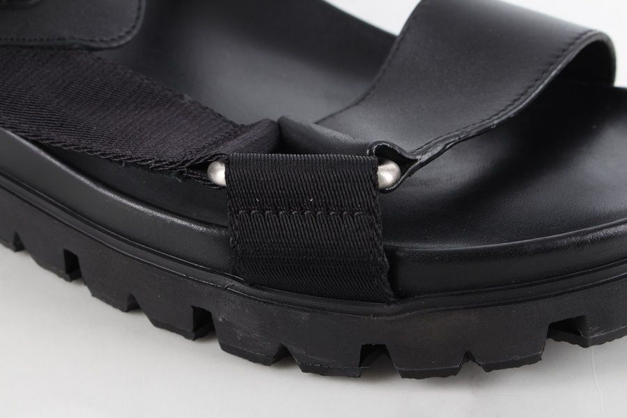 【関税＆送料込み】Prada Slippers s-l1200.jpg