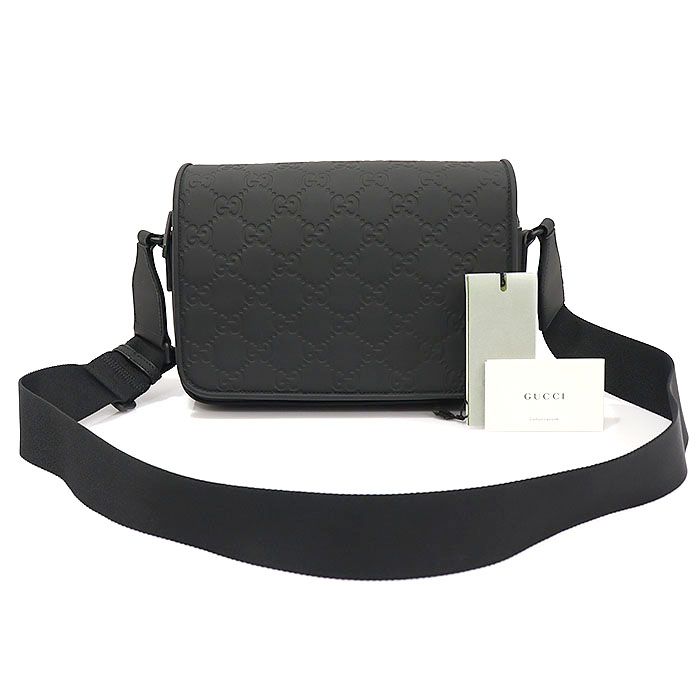 Gucci Black GG Rubber Effect Leather Messenger Crossbody Bag Gucci Black GG Rubber Effect Leather Messenger Crossbody Bag