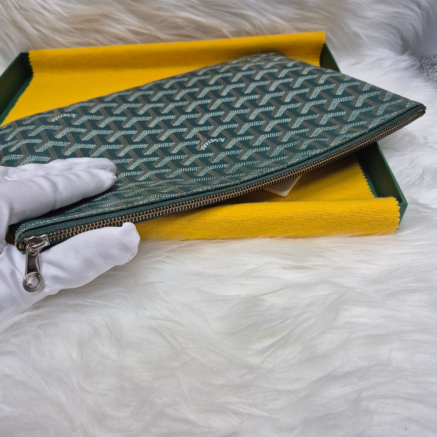 Goyard Green Special MM Clutch Bag | eBay