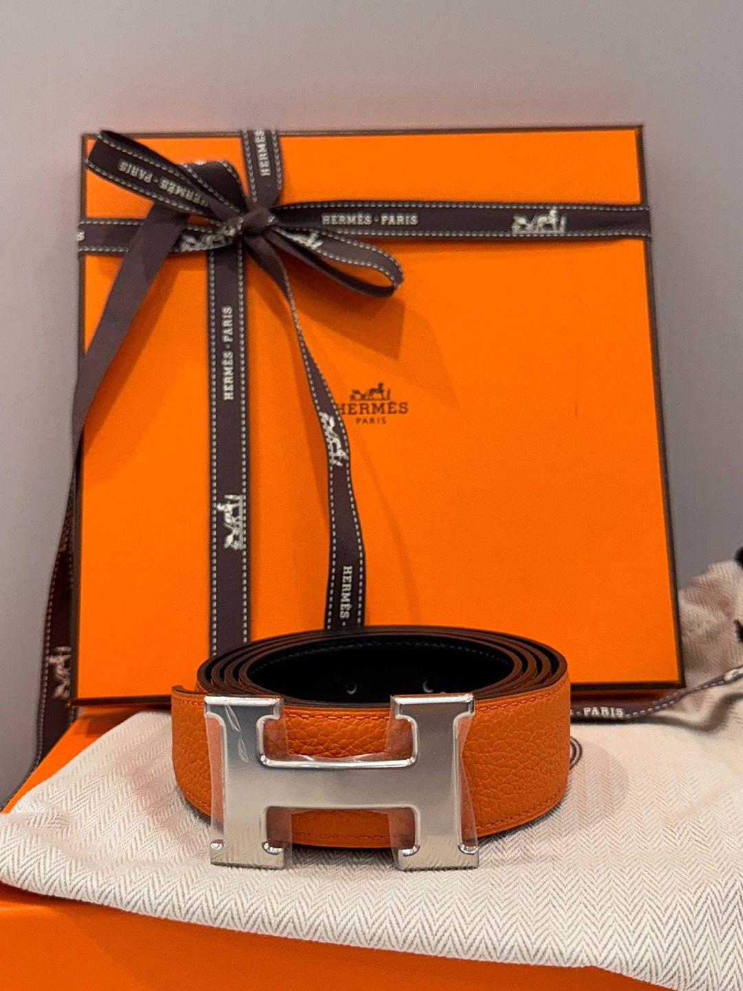 Hermes Silver Classic Black Orange Reversible Belt 121109127  display picture 3