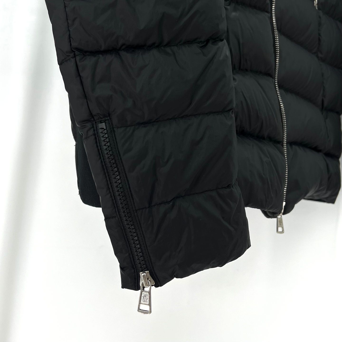 Moncler Black Blackpen Rider Padded Jacket (SKU: B07632) | eBay Moncler Black Blackpen Rider Padded Jacket (SKU: B07632) | eBay