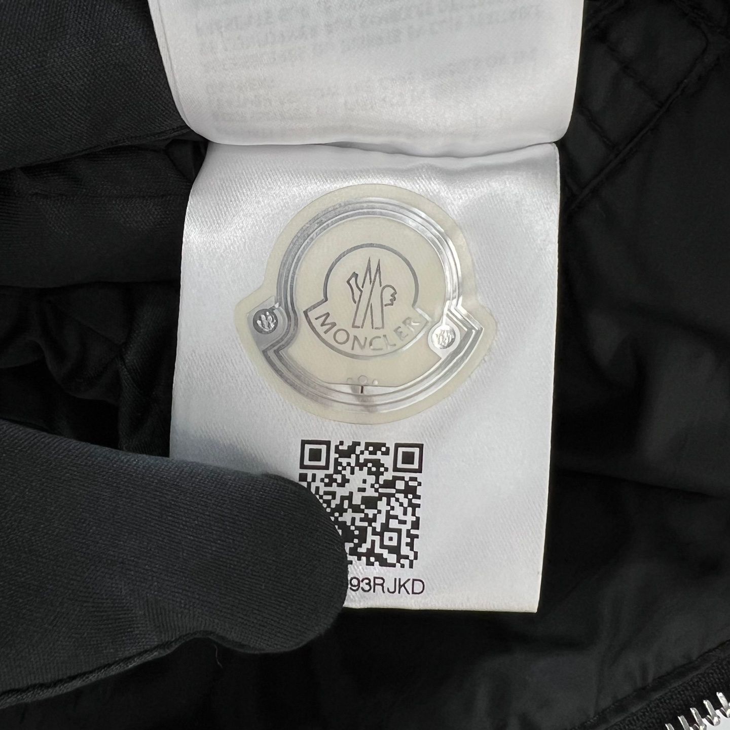 Moncler Black Blackpen Rider Padded Jacket (SKU: B07632) | eBay Moncler Black Blackpen Rider Padded Jacket (SKU: B07632) | eBay