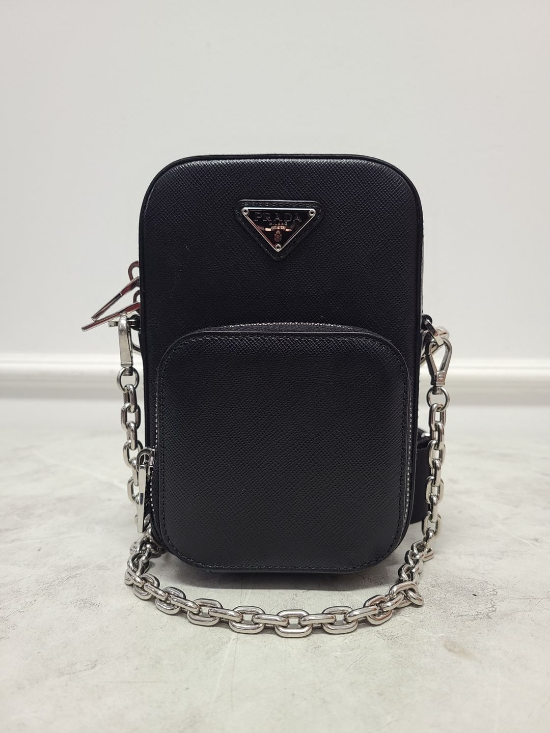 Prada Black Saffiano Lux Chain Crossbody Bag SKU | eBay Prada Black Saffiano Lux Chain Crossbody Bag SKU | eBay