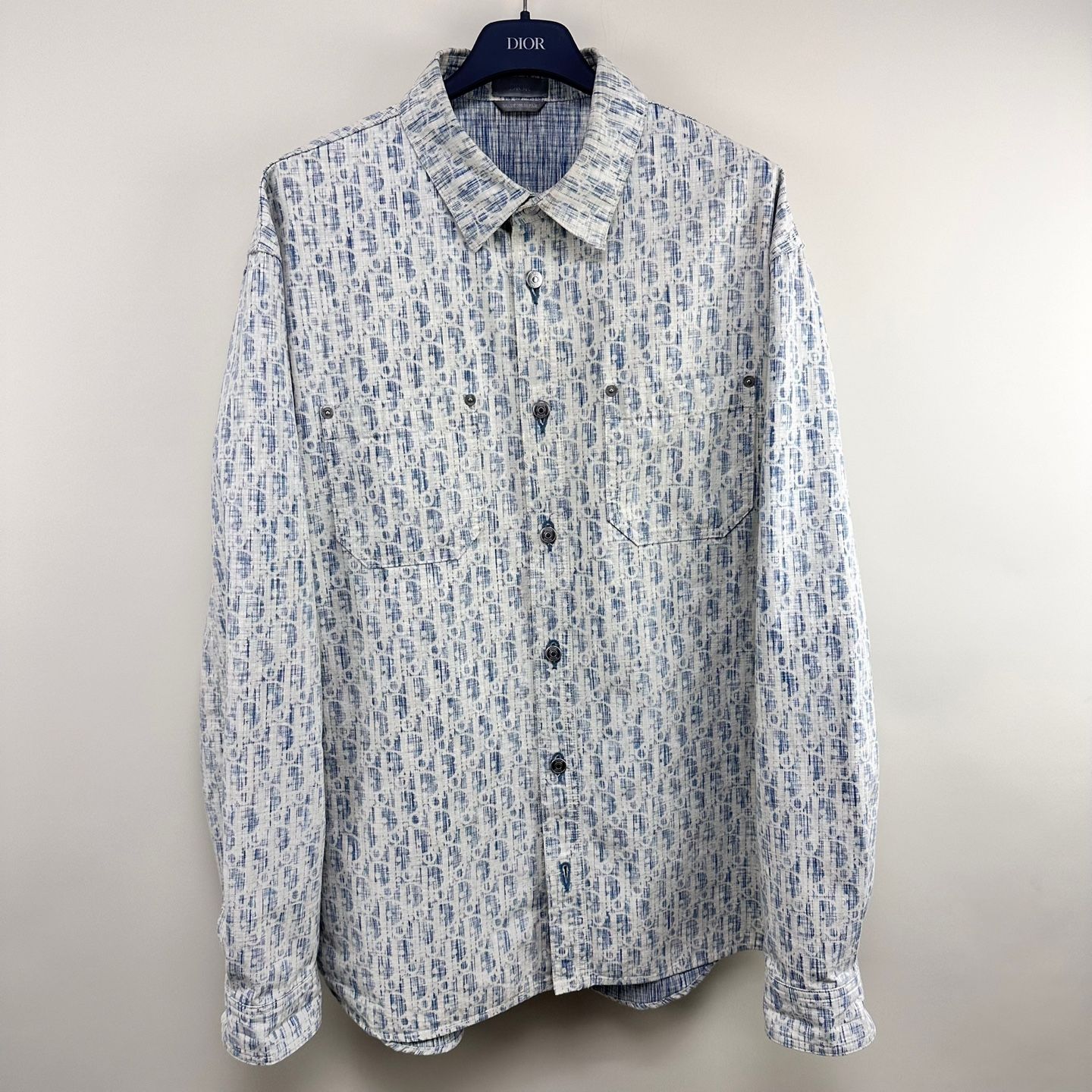 DIOR HOMME CD LOGO PATCH WHITE SHIRT