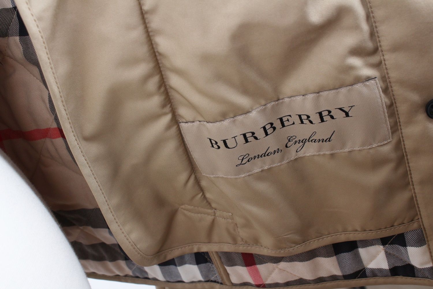 Burberry Beige Quilted Jacket S(55) 130686031 | eBay