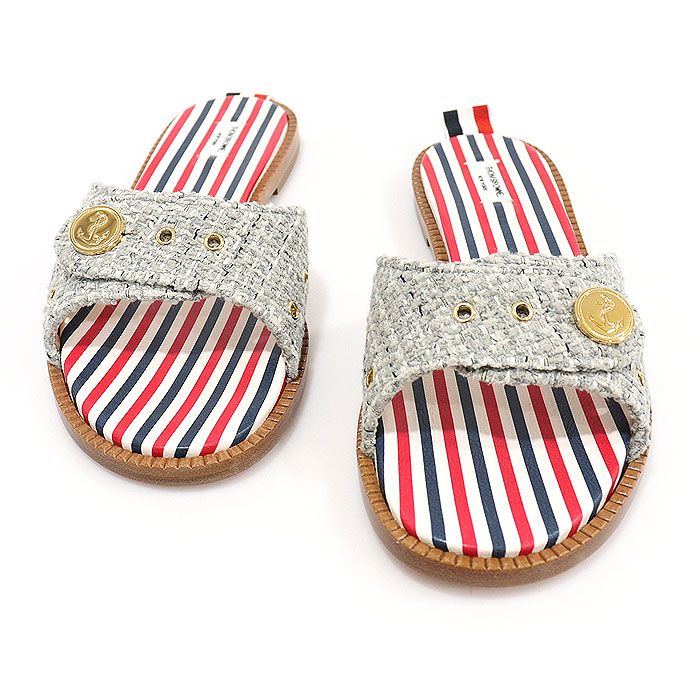 【THOM BROWNE】Tweed Anchor Button Clacket Slide/追跡可能 Thom Browne Gray Tweed Anchor Button Clacket Women's Mule