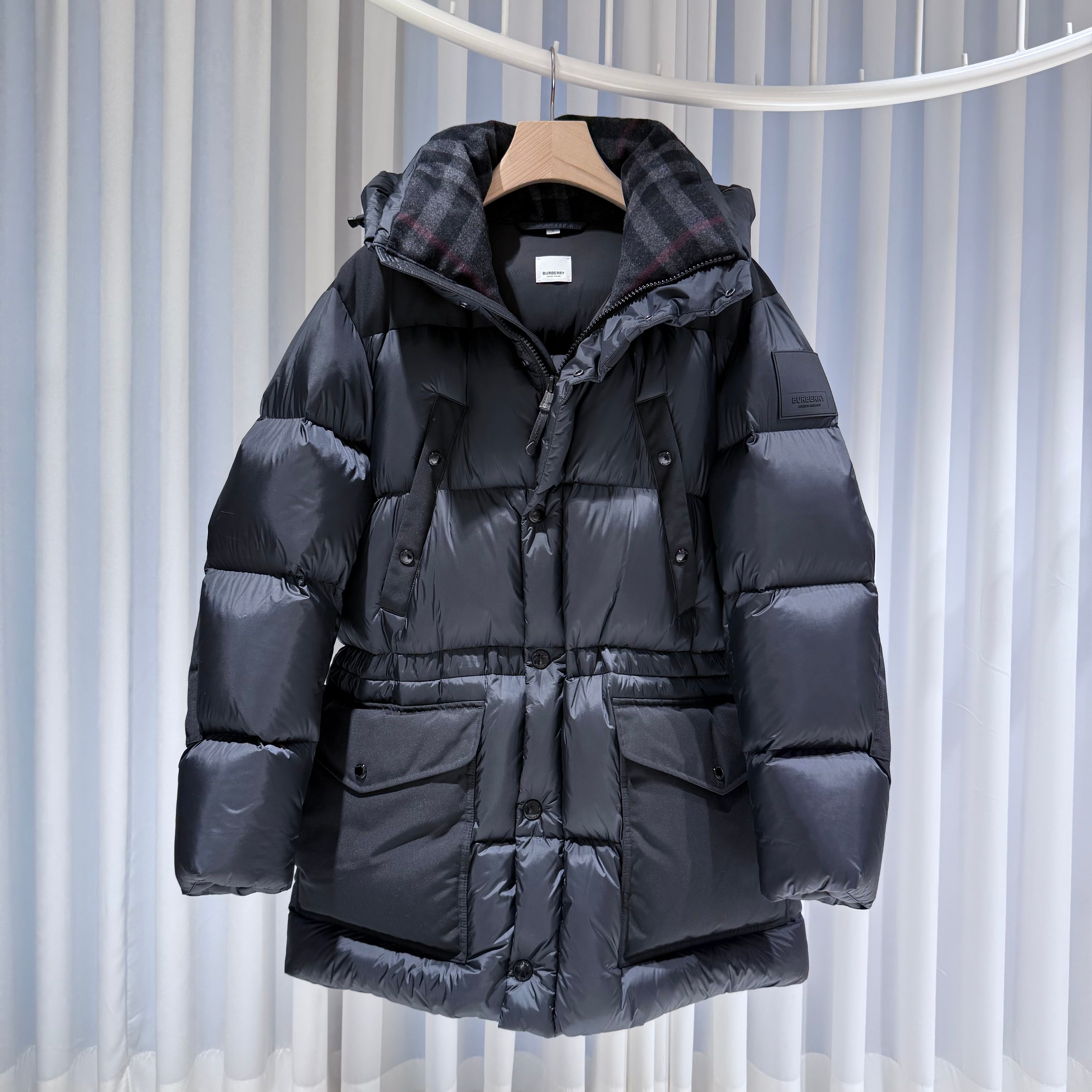 Burberry Black Label 異素材フード付きジャケット