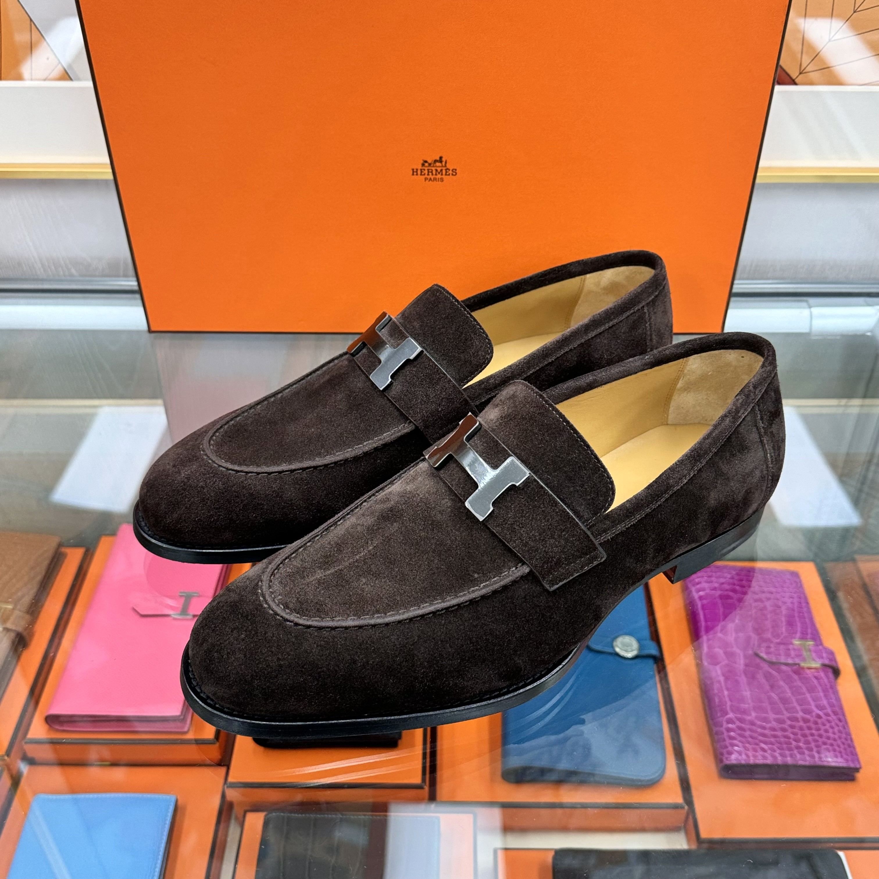 Hermes Black Suede Loafers with Silver Accent Hermès Paris 38.5 Black Loafers in Suede Leather, Palladium  main image 2