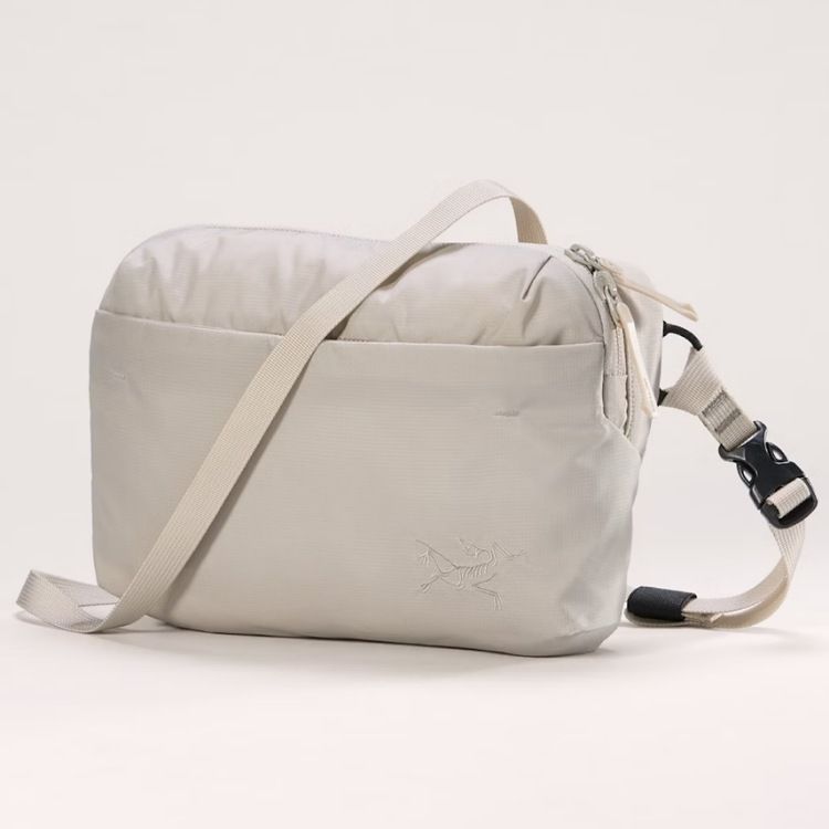新品 ARCTERYX heliad crossbody Arc'teryx Heliad Crossbody Bag
