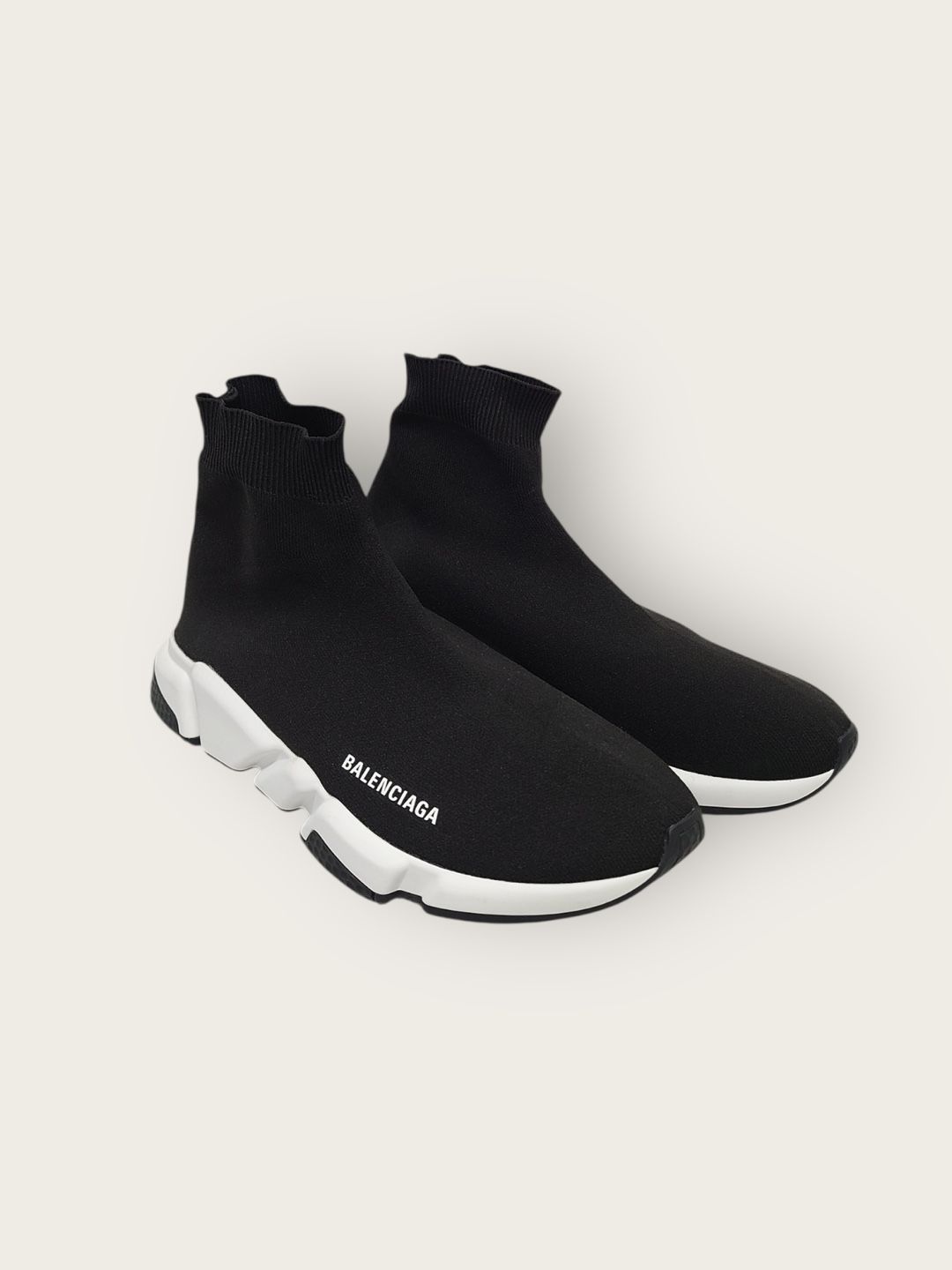 Balenciaga Oreo Speedrunner Sneakers 41880808 | eBay display picture 3