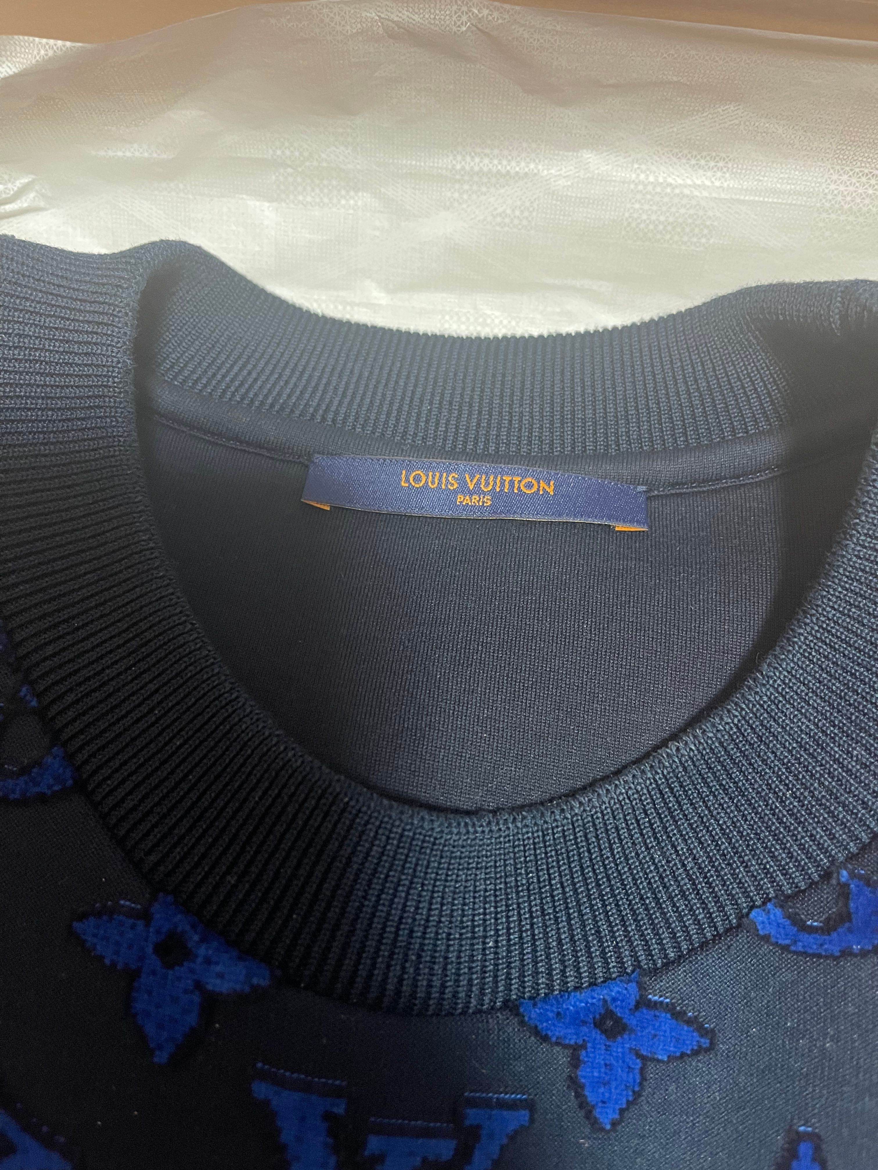 Louis Vuitton Gradient Monogram Fil Coupe Sweatshirt (COUPE SWEATSHIRT,  GRADIENT MONOGRAM FIL , 1A9GLH)